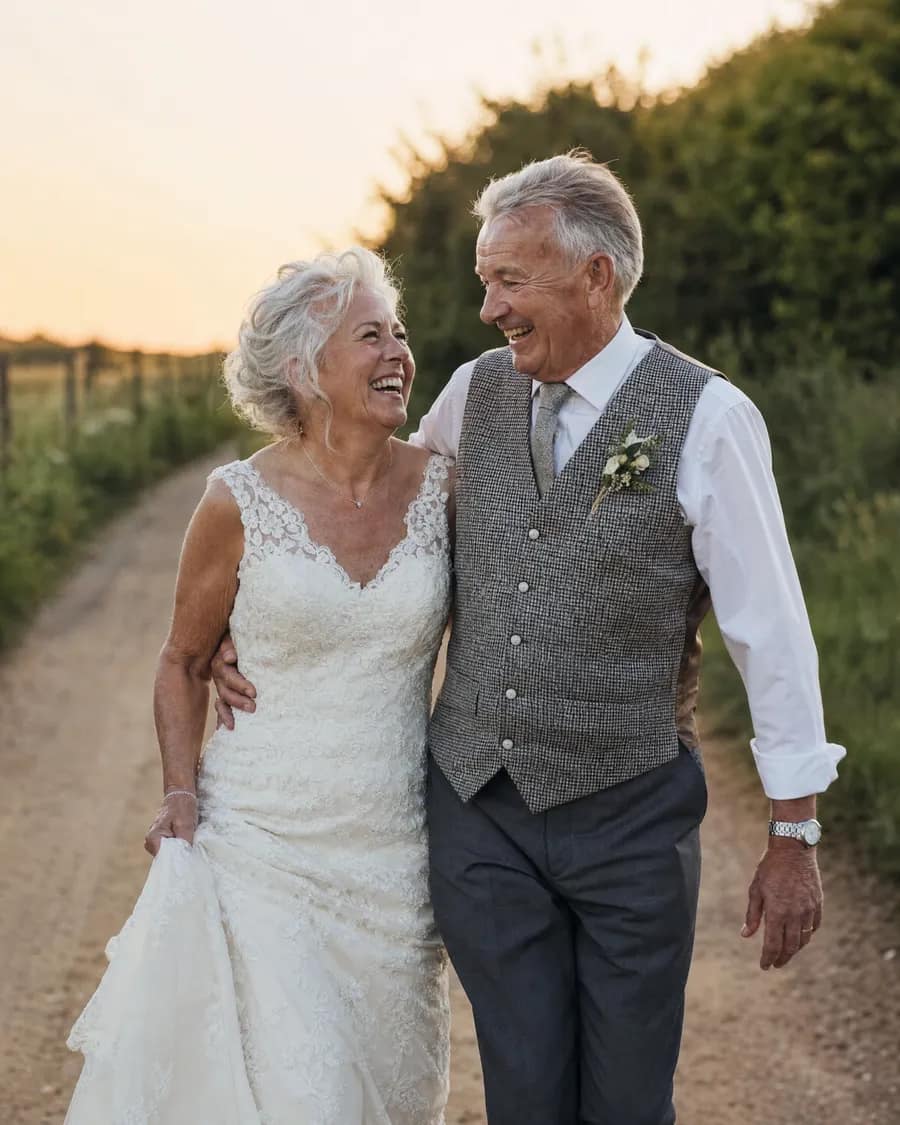 Outdoor maternity photoshoot at golden hour in Cambridgeshire by Immortal Photography